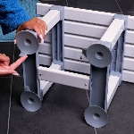 Ventouses du siège de bain Sicile pour fixation solide.