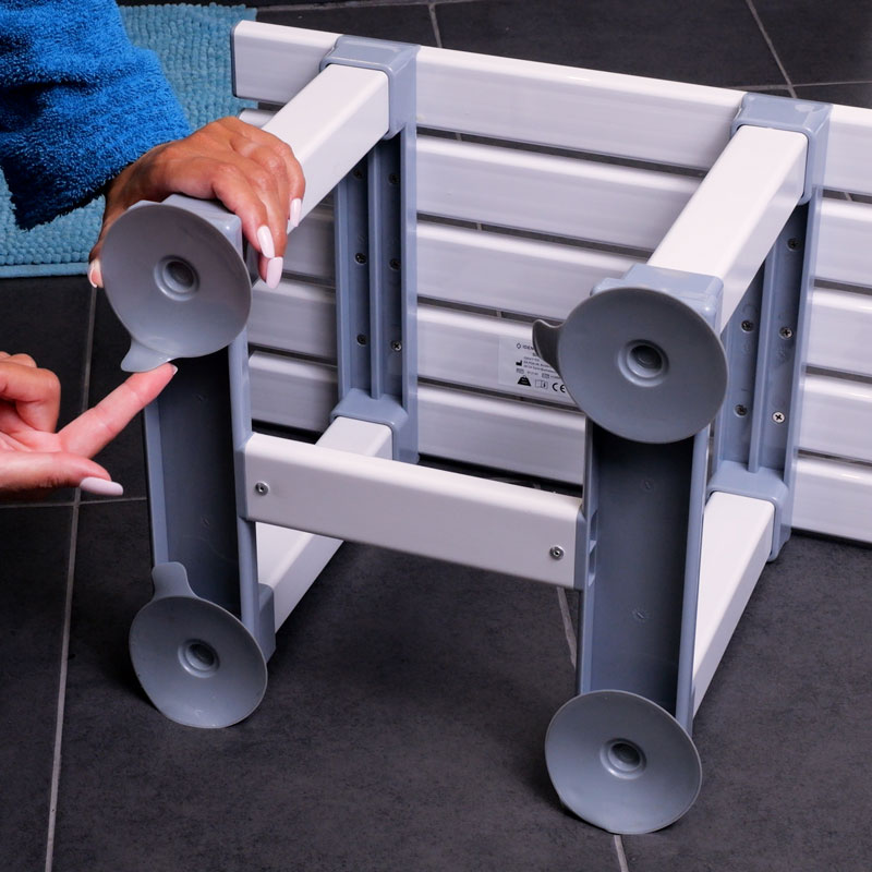 Ventouses du siège de bain Sicile pour fixation solide.
