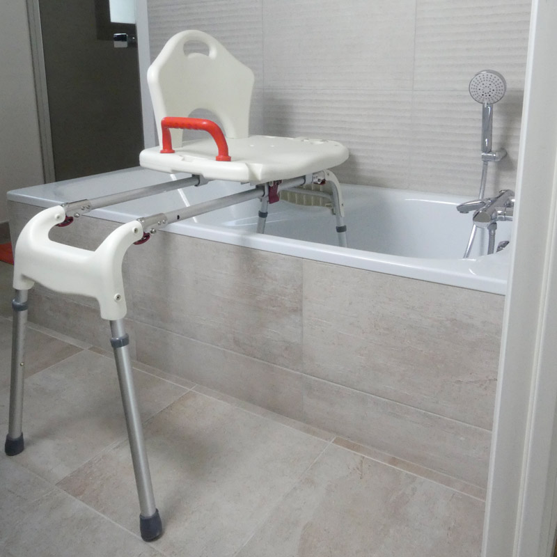 Fauteuil-d-acces-Slide-aide-a-la-douche-pour-les-seniors