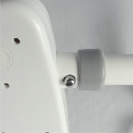 Fixation sur le rebord de baignoire du siège de bain suspendu Mayotte - réf. 812206