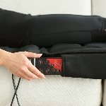 Matelas de massage avec une pochette de rangement pour la télécommande