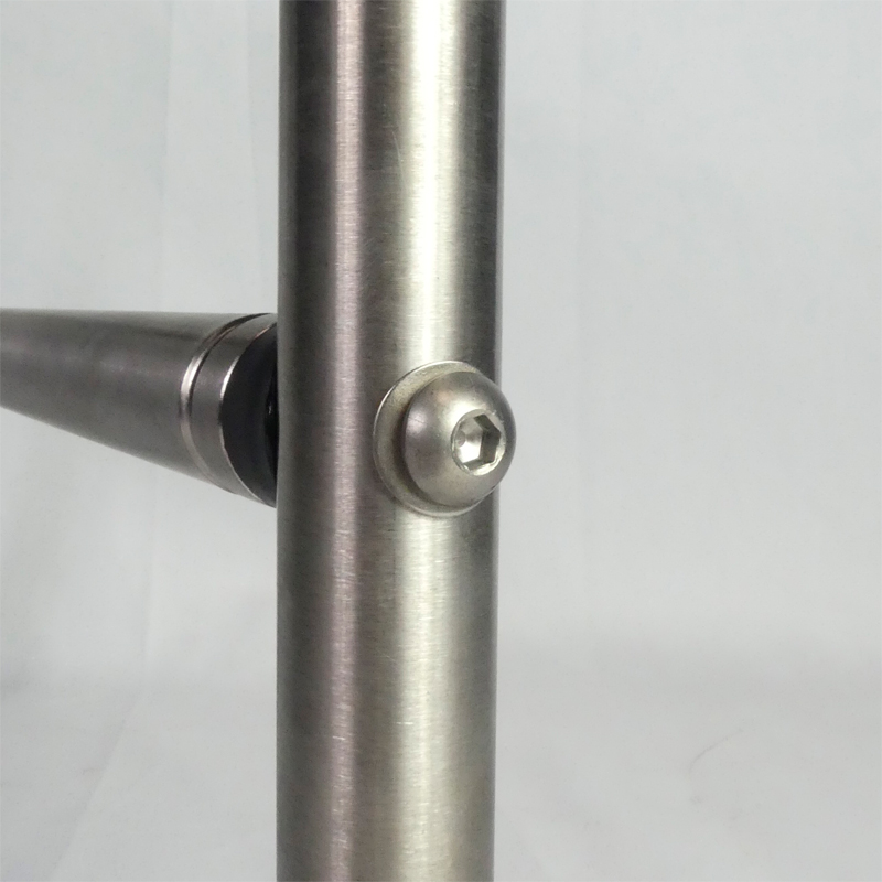 Vis de fixation du tube inox du marchepied - réf. 836034