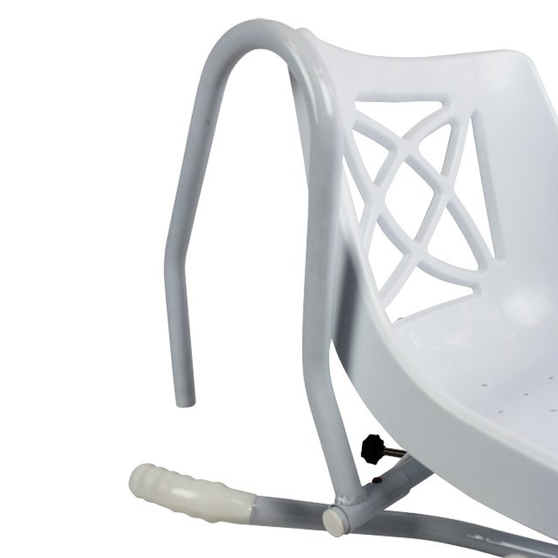 Gros plan sur l'accoudoir relevable et le dossier du fauteuil de bain pivotant Stromboli - réf. 8120