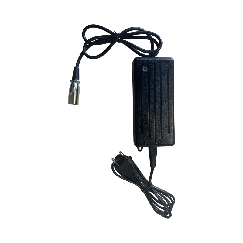 Chargeur de batterie du fauteuil électrique pliant Motorlight - réf. 875025
