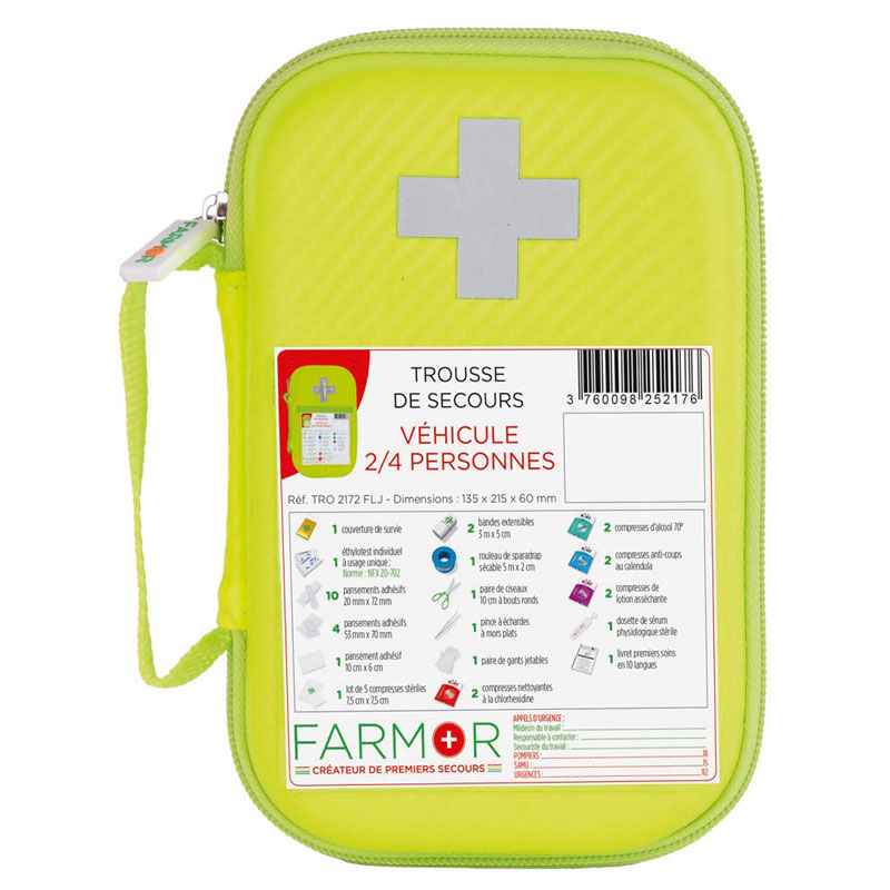 Vehicle first aid kit for 2/4 people
