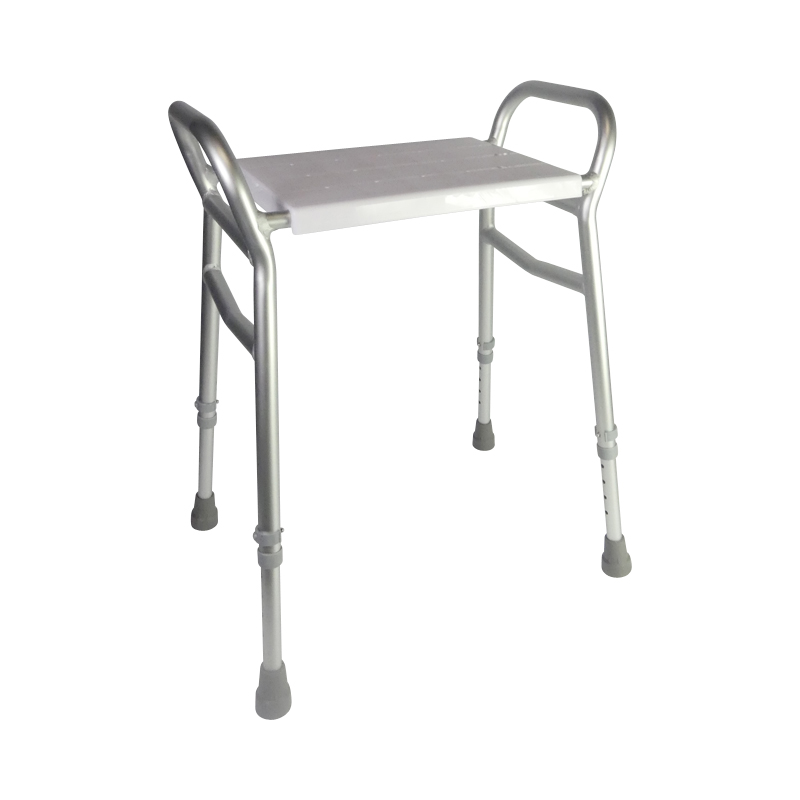 Tabouret de douche Djerba avec accoudoirs, vue 3/4 - réf. 812099