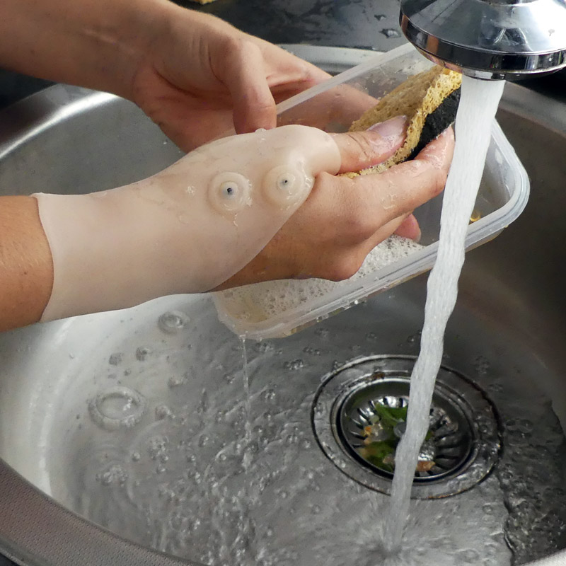 Gant de soutien du pouce, utilisation sous l'eau