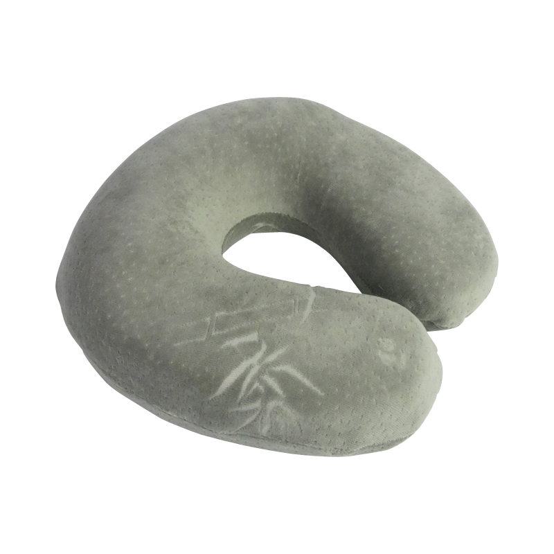 Coussin de nuque Vegelya avec broderie bambou, vue 3/4 - réf. 855102