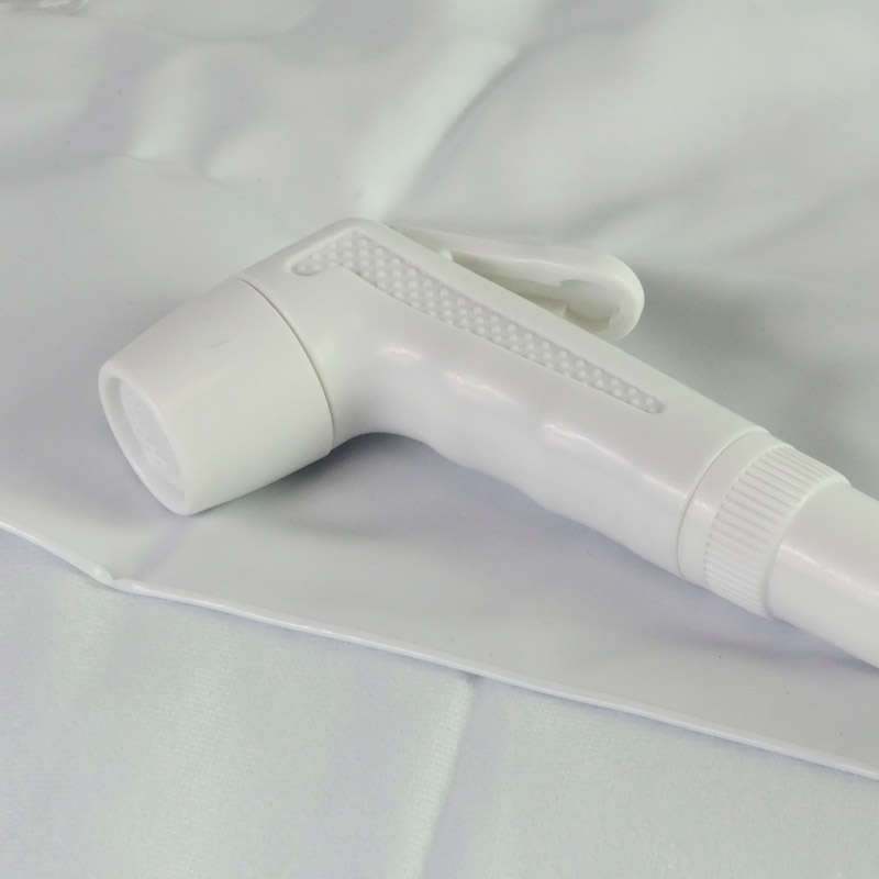 Douchette pour les lavabos avec un pommeau pratique à utiliser