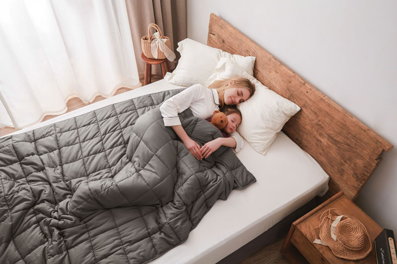 Couverture En Microfibre Douce - 120x200cm, Gris Foncé - Plaid Léger Et Chaud Pour Canapé, Lit, Voyage Et Camping