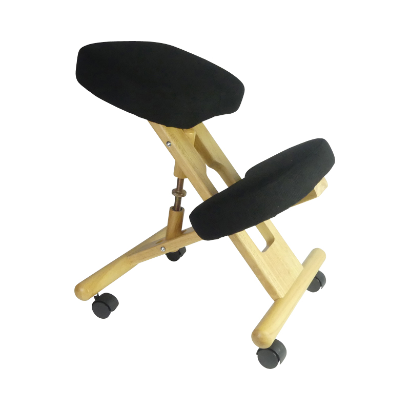 Siège Ergo Accent, vue 3/4 sur son cadre en bois massif - réf. 836058