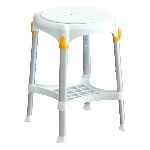 Le tabouret rond rotatif Capri avec plateau est idéal pour la douche