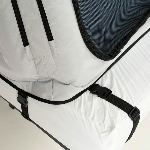 La tente de sécurité de lit HANDILIT dispose d'attache matelas pour être fixée