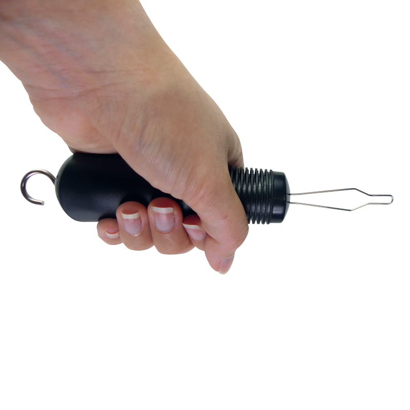 Enfile-bouton-ideal-pour-s-habiller-a-une-seule-main-819237