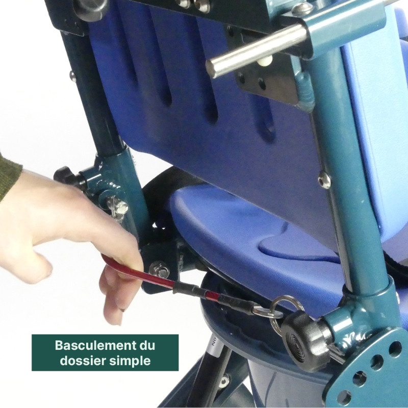 Fauteuil de douche WC PELICAN avec dossier inclinable grâce à une manette à l'arrière