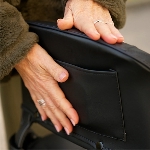 Mini scooter ID Loisir électrique avec pochette de rangement au dos du siège