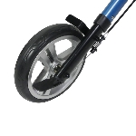 Le déambulateur 4 roues Neo Easy passe facilement les marches grâce à ses passe-trottoirs