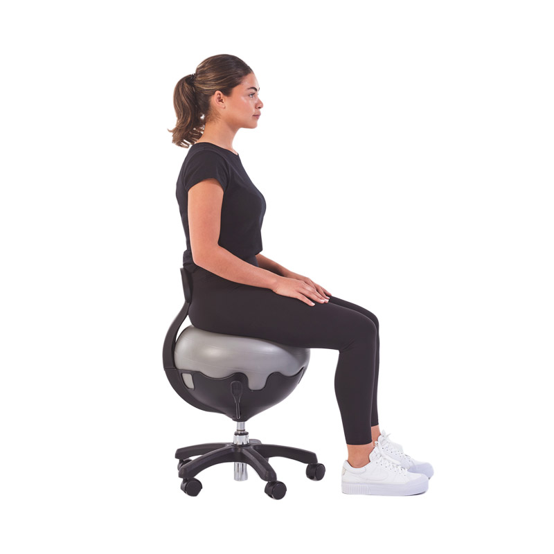Personne assise sur le tabouret ergonomique Mambo Max