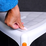 Le coussin compatible rend le tabouret de coin Capri encore plus confortable