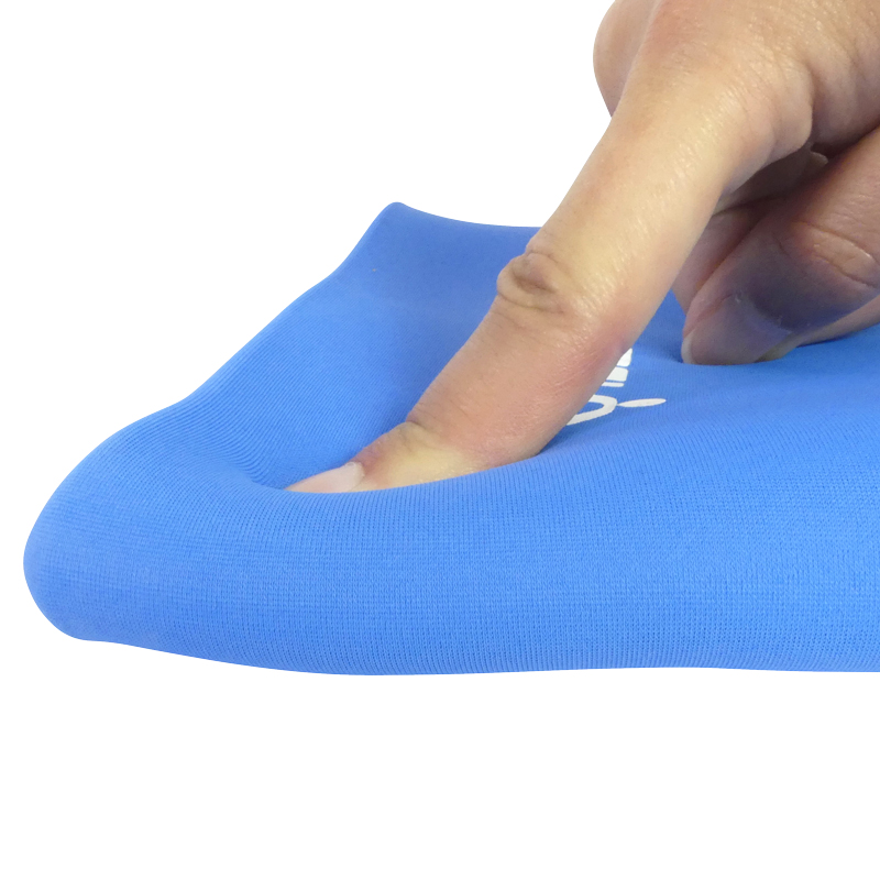 Le bandon cryo gelpro est très extensible et confortable