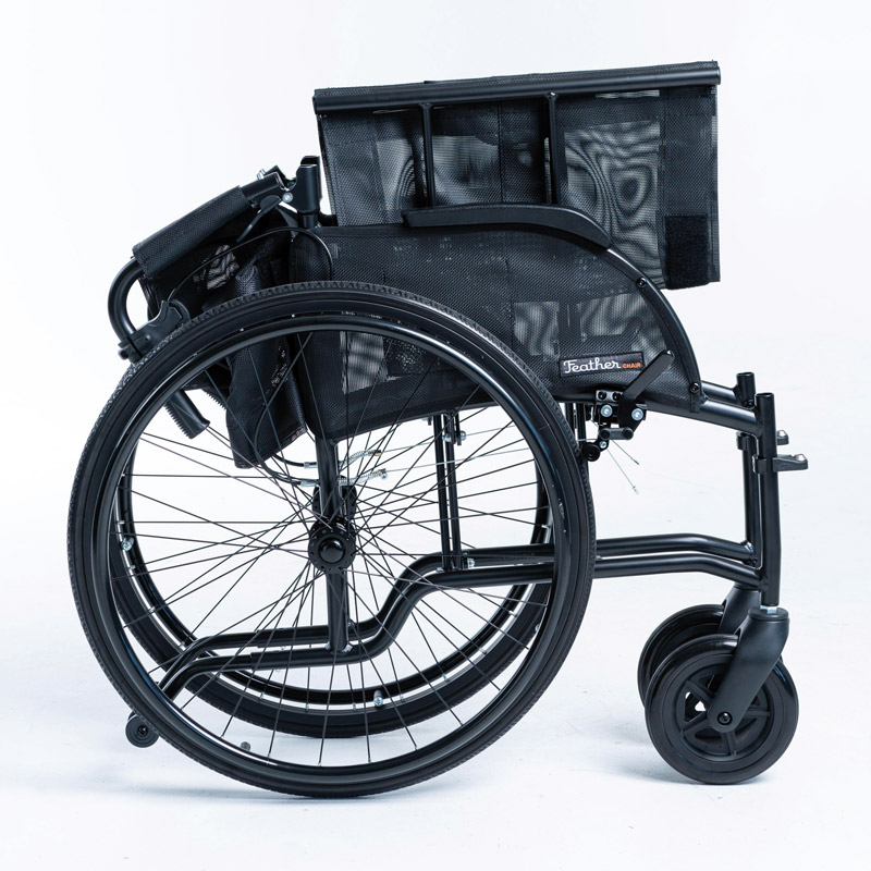 Fauteuil-roulant-ultra-leger-FEATHERCHAIR-pliable-871004