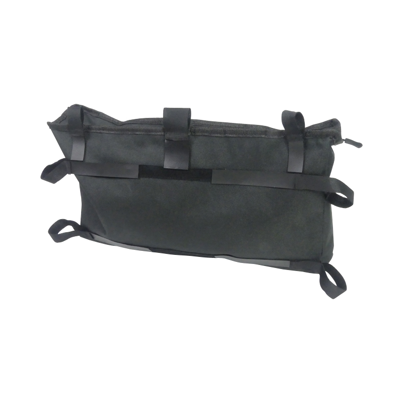 Sac universel avec des accroches en velcro pour s'adapter à tous les déambulateurs