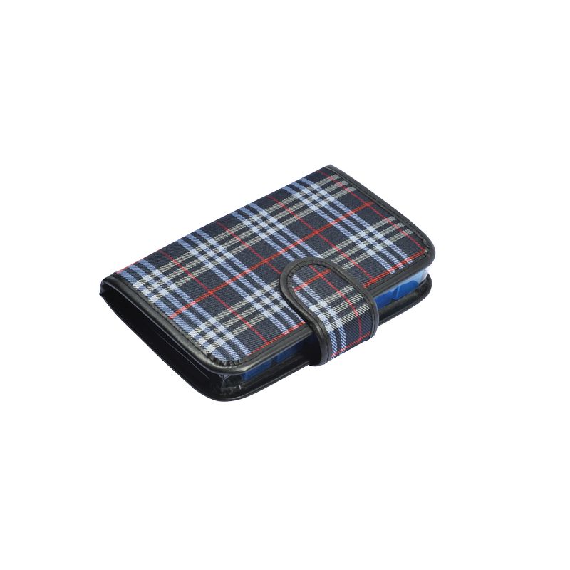 Pochette pilulier semainier Ergo à motif écossais, fermée - réf. 817014